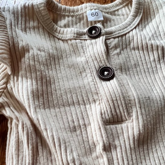 Cream Romper - 3-6 months, button-front, ruffle-shoulder - Picture 2 of 4